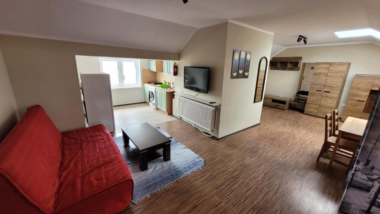 Poddasze Kamienica Wloclawek Centrum Esterno foto