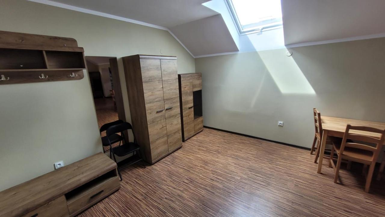 Poddasze Kamienica Wloclawek Centrum Esterno foto