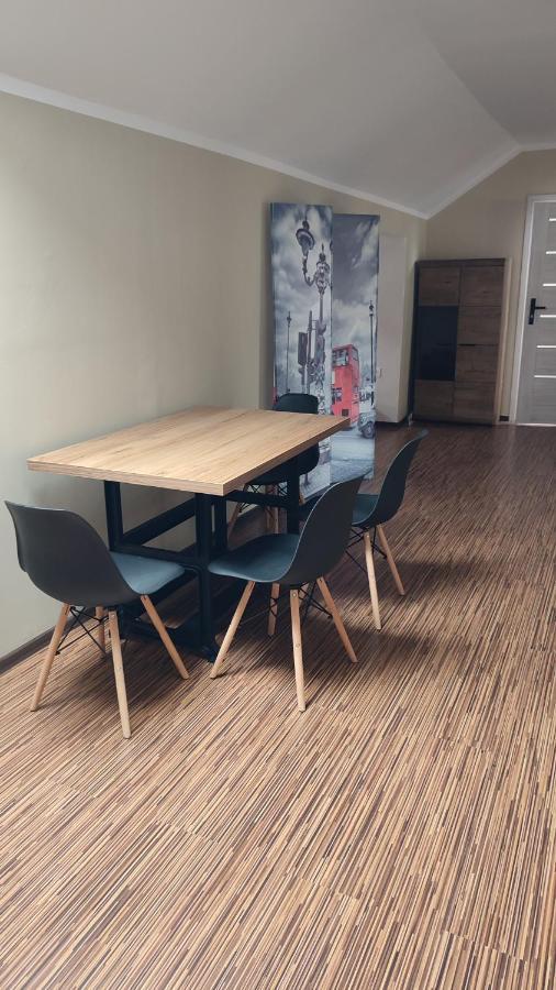Poddasze Kamienica Wloclawek Centrum Esterno foto