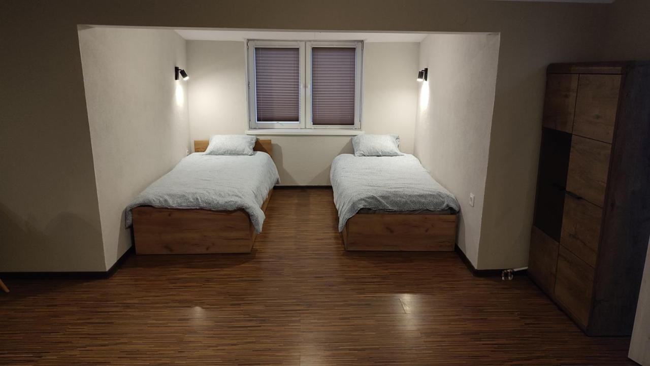 Poddasze Kamienica Wloclawek Centrum Esterno foto